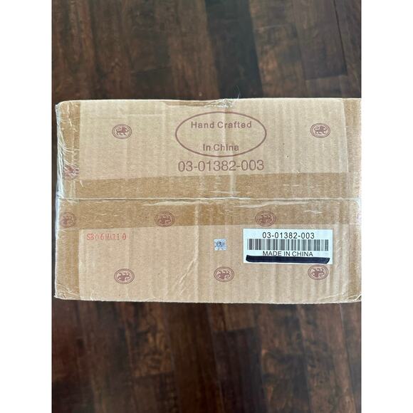 Ashton Drake 'Hound Dog' Elvis 75th Birthday "Baby Let's Rock" Collection Doll - Picture 12 of 12